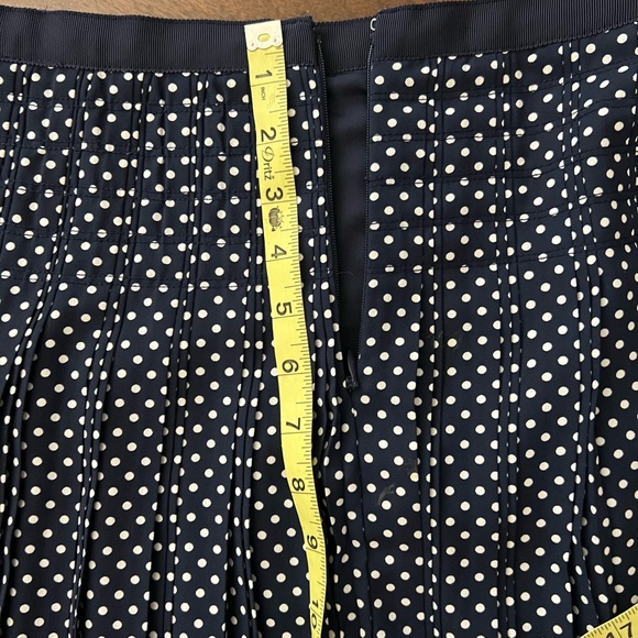 Excellent used J Crew polka dot skirt size 2 (SOLD) - Picture 6 of 9